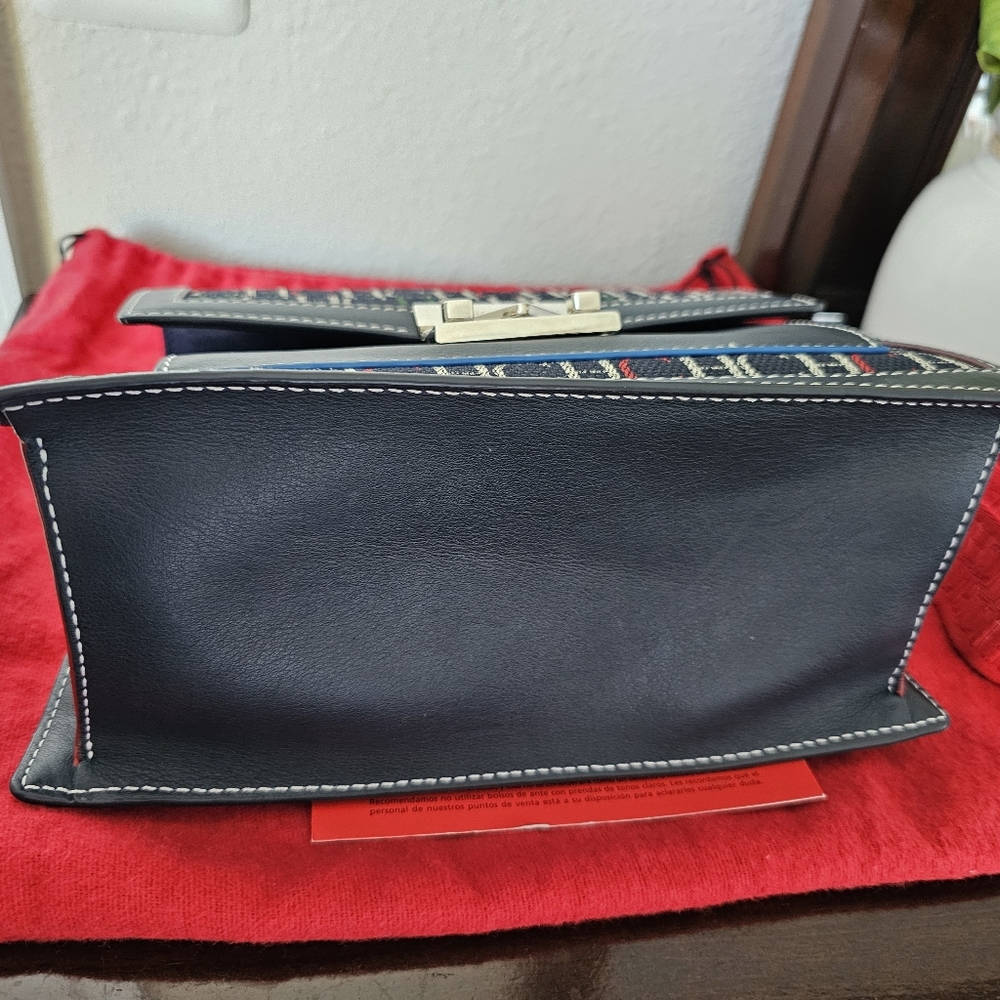 Carolina Herrera Bag - Picture 7 of 11